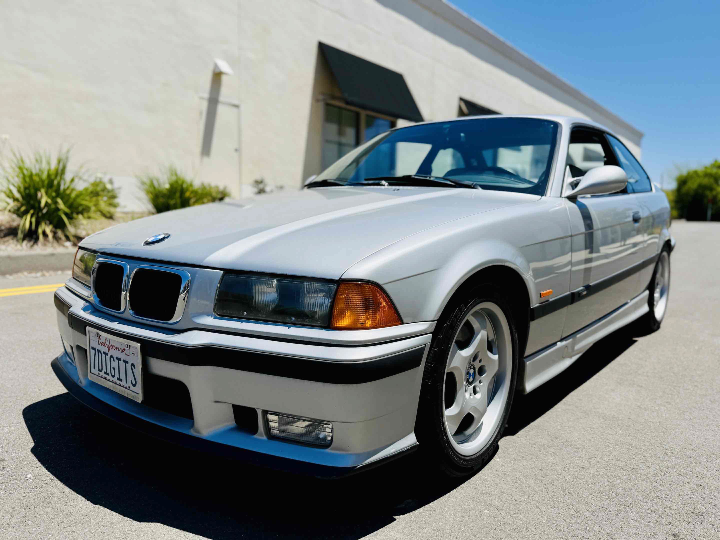 Used 1998 BMW M3 Coupe RWD image 40