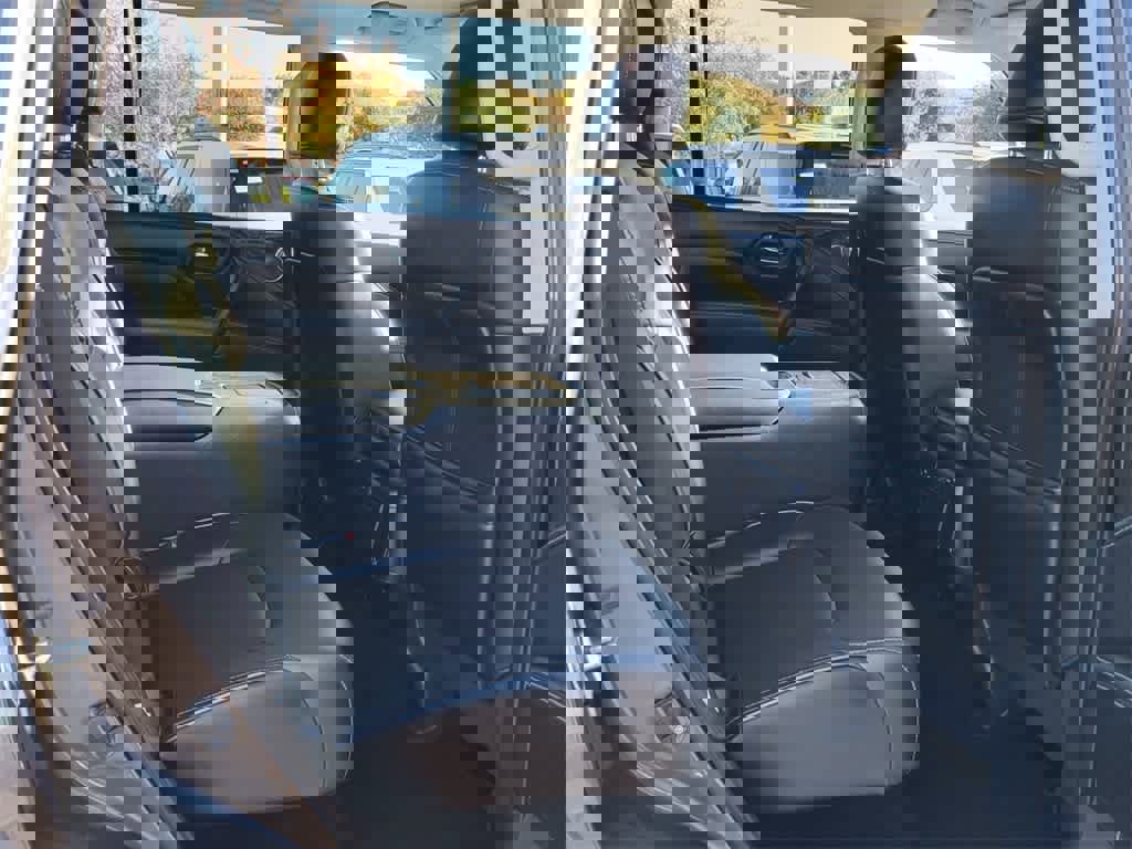 Used 2024 INFINITI QX80 Luxe image 14