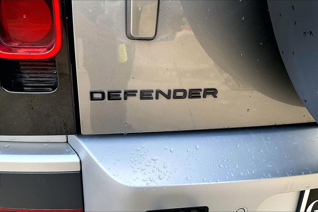 Used 2024 Land Rover Defender 110 S AWD/4WD image 45