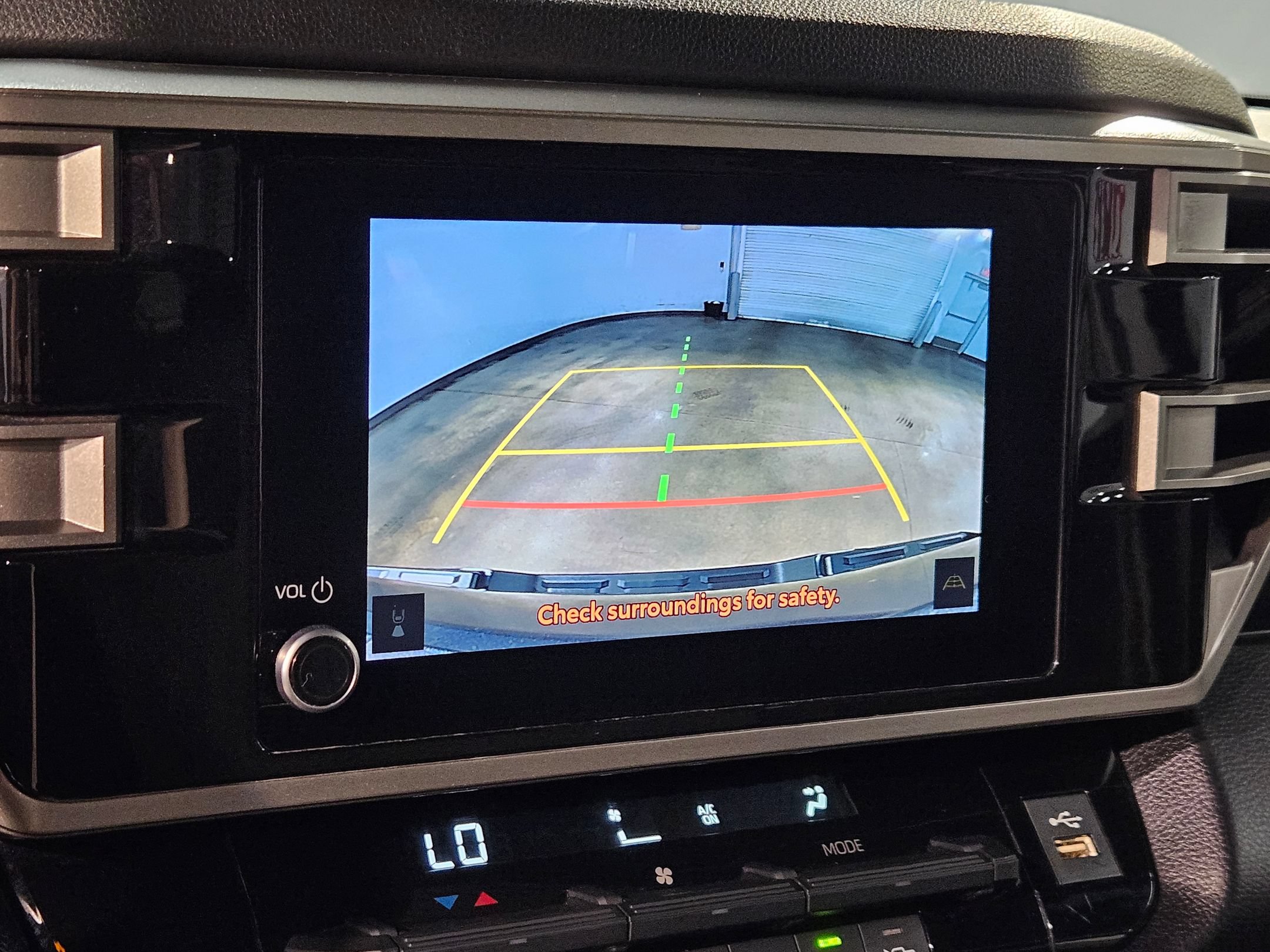 Used 2025 Toyota Tundra SR5 AWD/4WD image 29