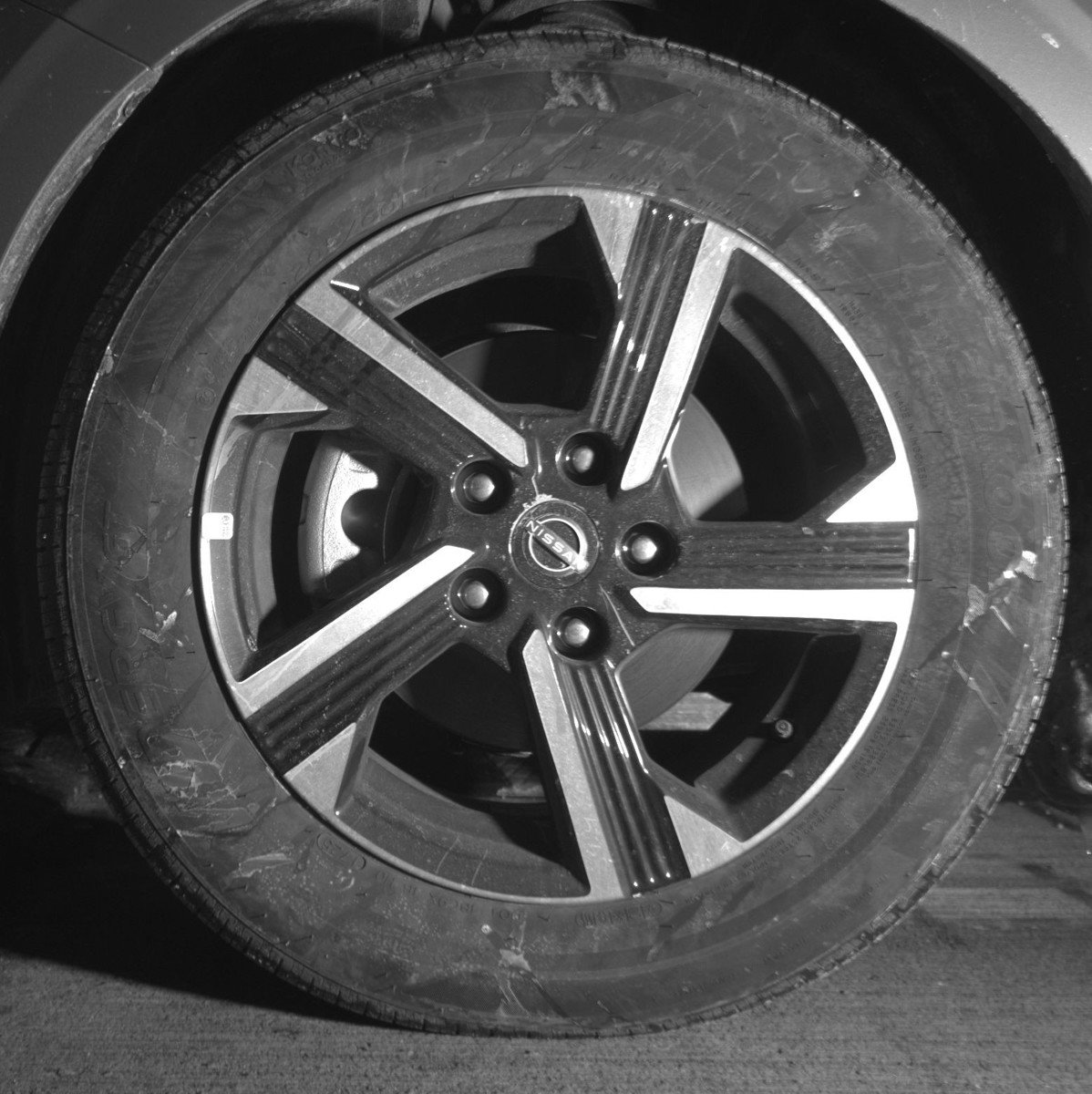 Used 2025 Nissan Sentra SV FWD image 12