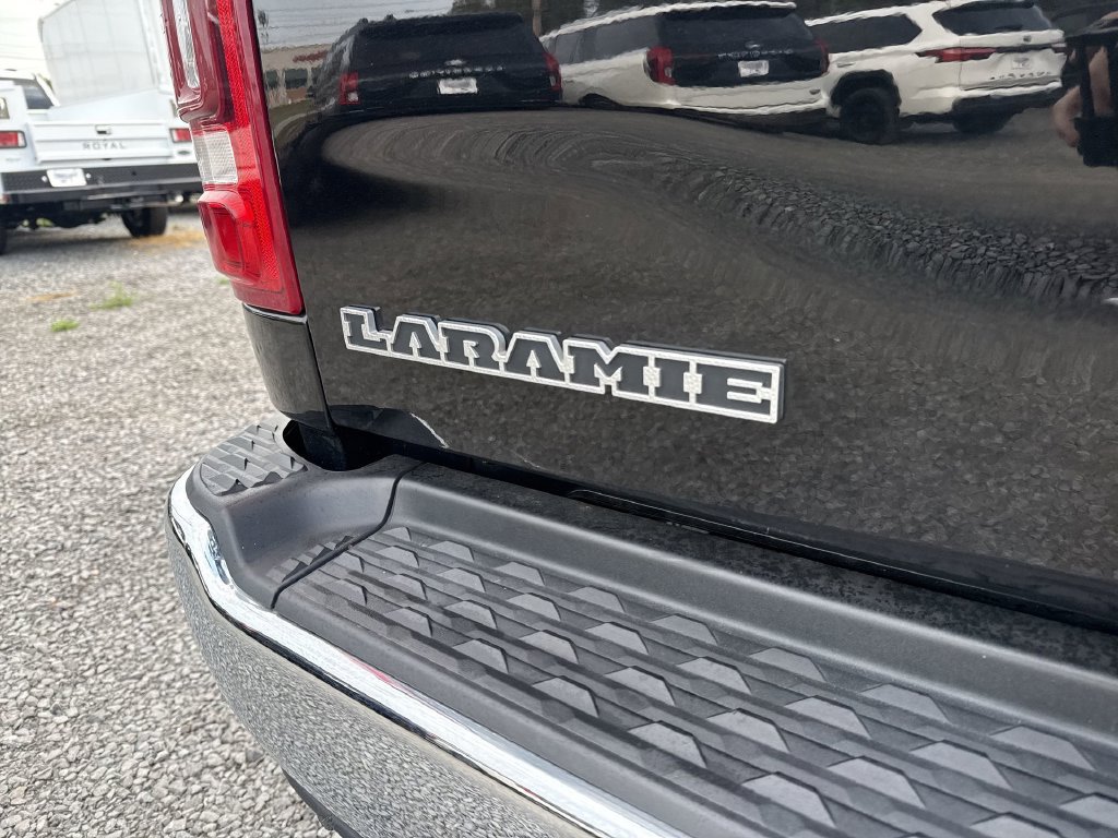 Used 2022 RAM 2500 Laramie AWD/4WD image 7