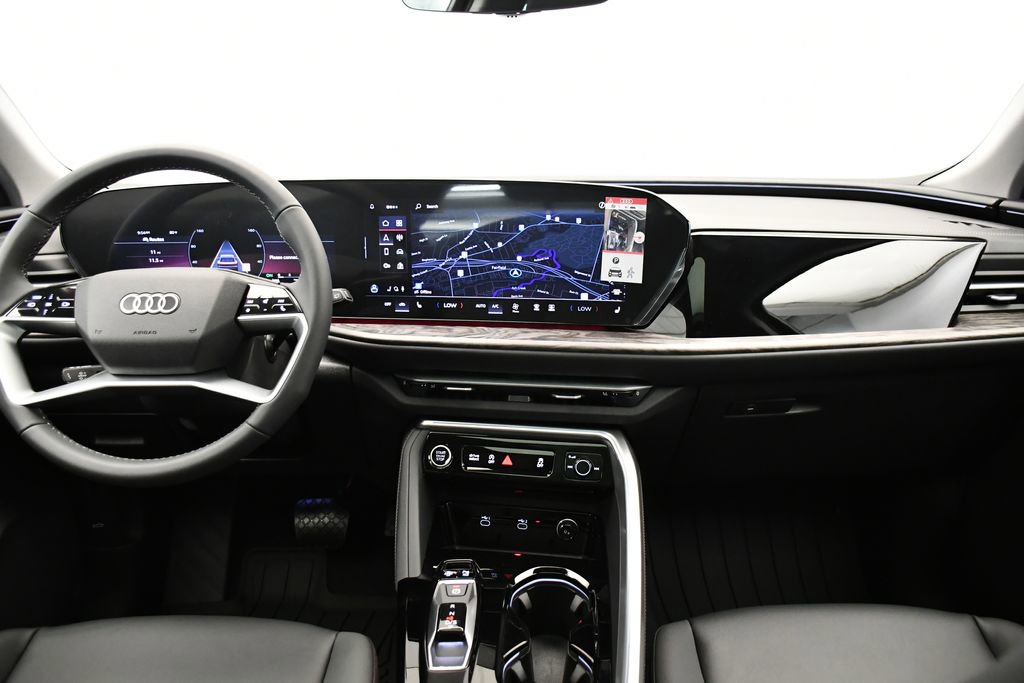 Used 2025 Audi Q5 Premium w/ Convenience Package image 19