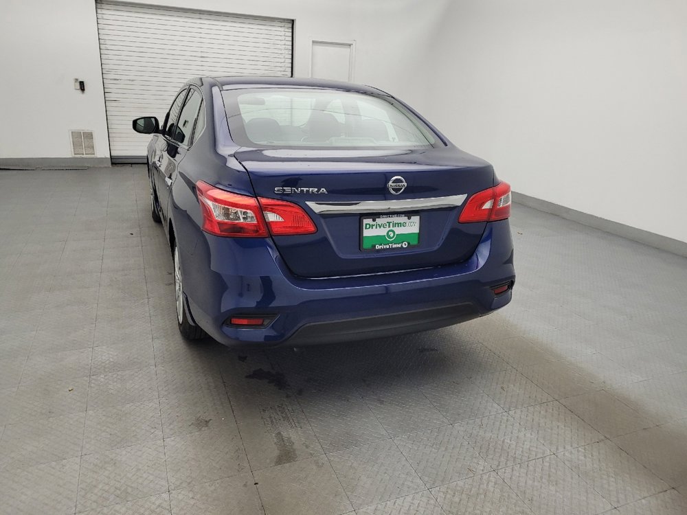 Used 2016 Nissan Sentra S image 6