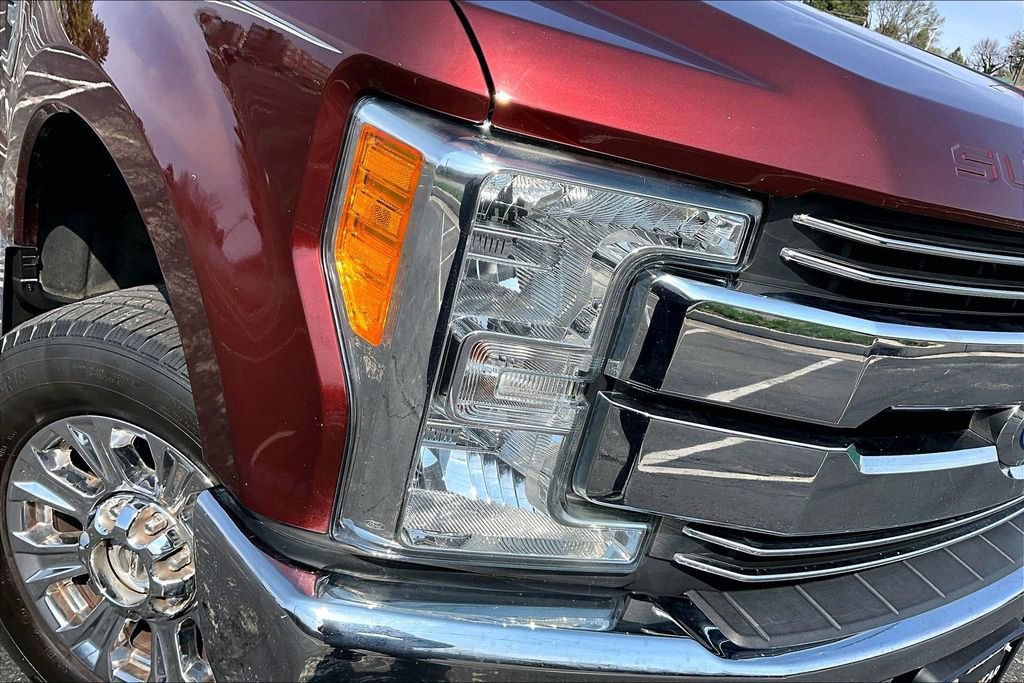 Used 2017 Ford F250 Lariat w/ Chrome Package image 29