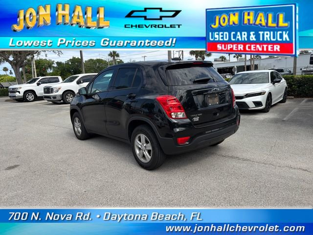 Used 2020 Chevrolet Trax LS w/ Tint and Cruise Package AWD/4WD image 6