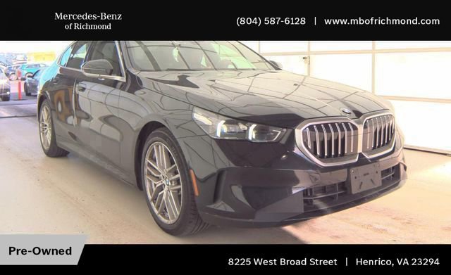 Used 2024 BMW 530i xDrive w/ Convenience Package image 2