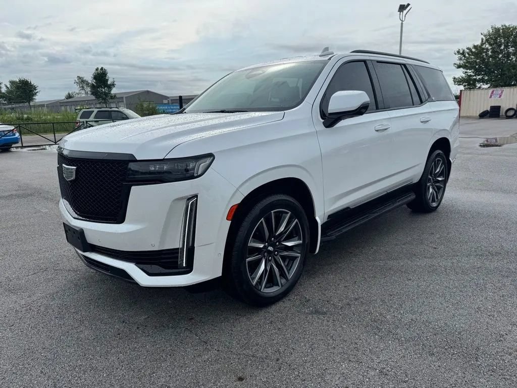 Used 2021 Cadillac Escalade Sport w/ LPO, Illumination Package AWD/4WD image 3