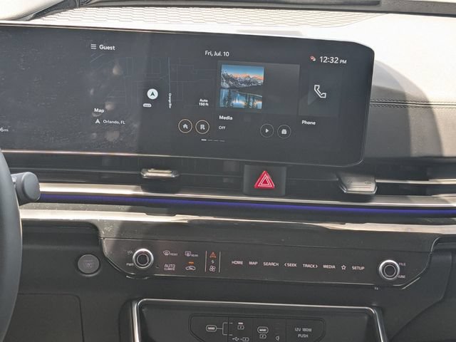 Certified 2026 Kia Carnival SX Prestige FWD image 16