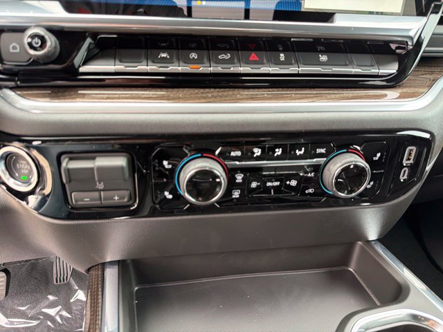 New 2026 Chevrolet Silverado 1500 RST w/ Convenience Package II AWD/4WD image 19