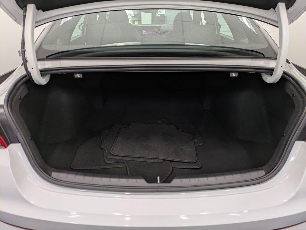 Used 2023 Kia K5 GT-Line image 24