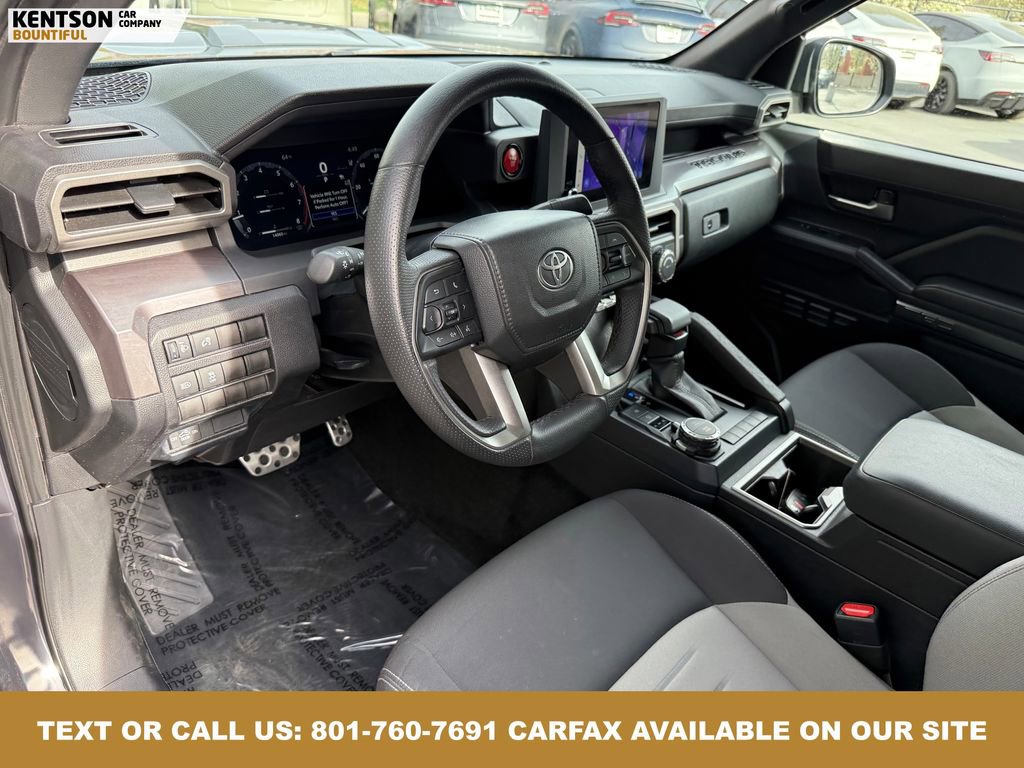 Used 2025 Toyota Tacoma TRD Sport image 29