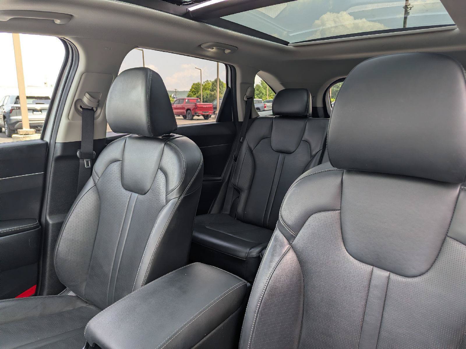 Used 2025 Kia Sorento S w/ Panoramic Sunroof Package AWD/4WD image 26