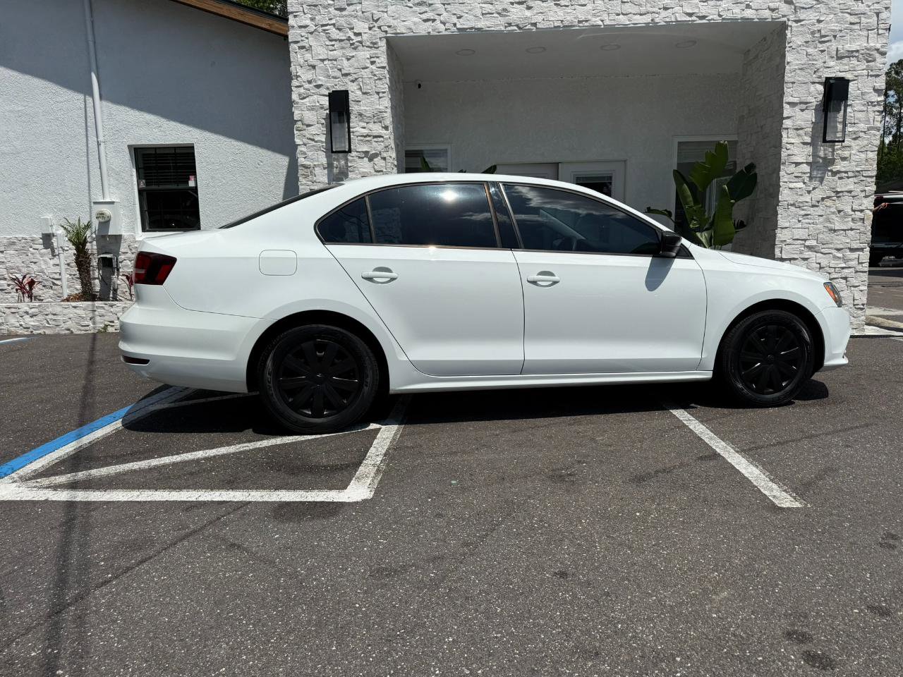 Used 2016 Volkswagen Jetta S FWD image 16