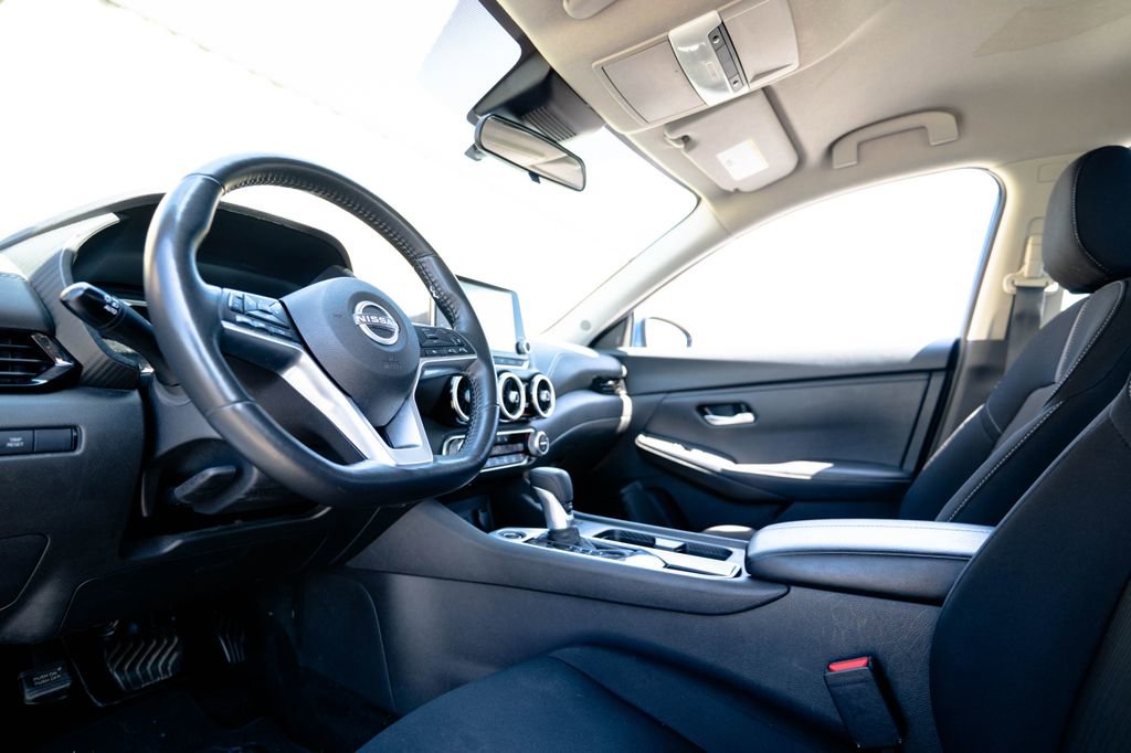 Used 2024 Nissan Sentra SV w/ All-Weather Package FWD image 5