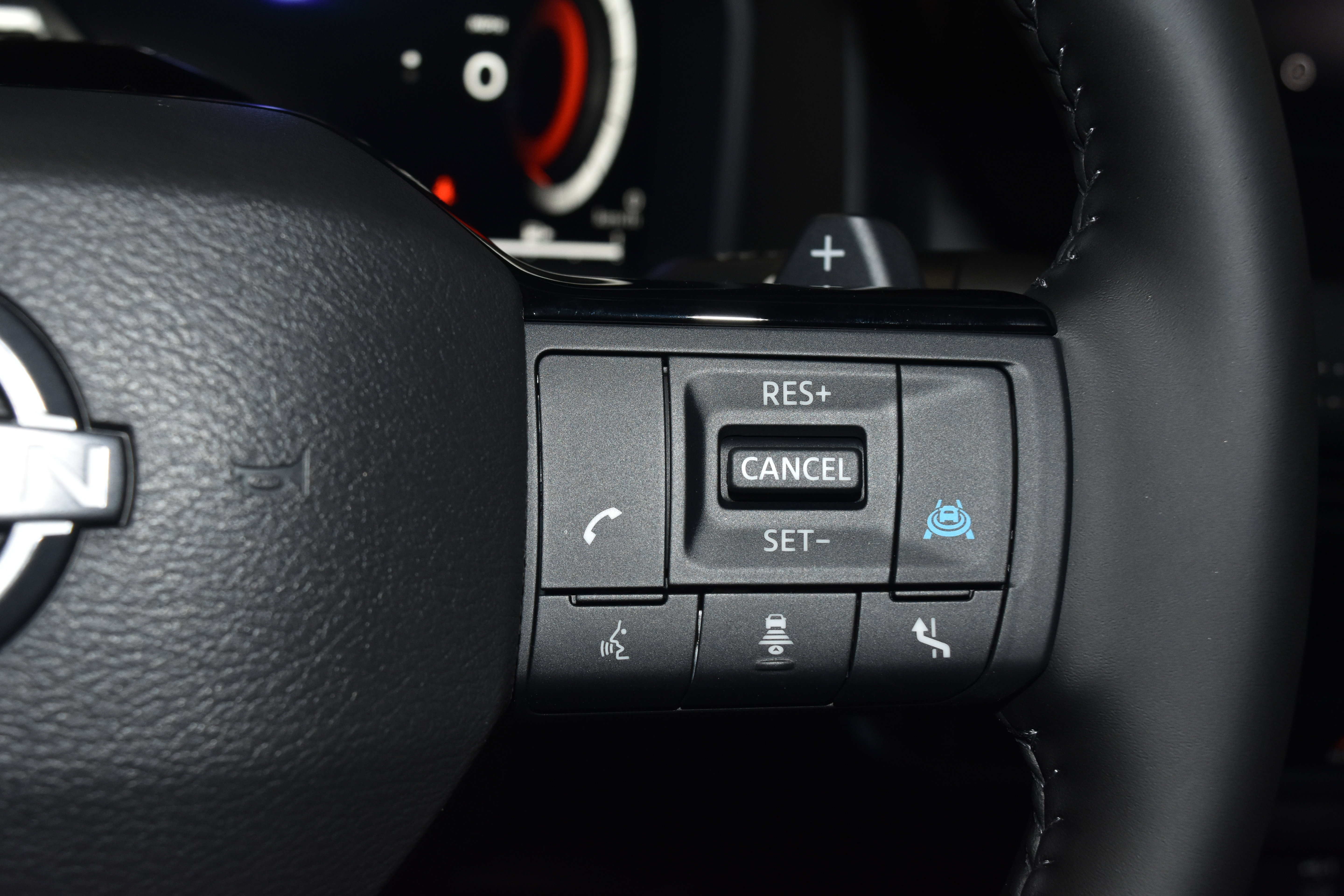 New 2026 Nissan Rogue Platinum w/ Tech Package AWD/4WD image 8