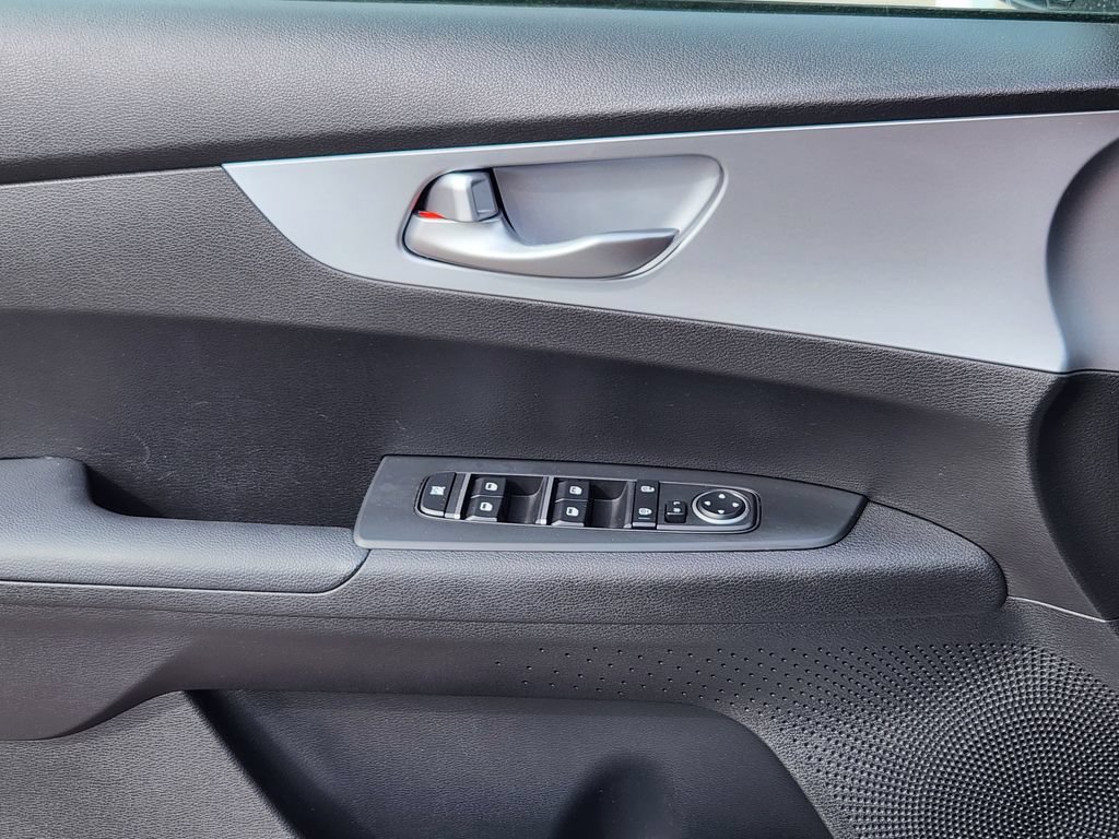Certified 2023 Kia Forte LX FWD image 10