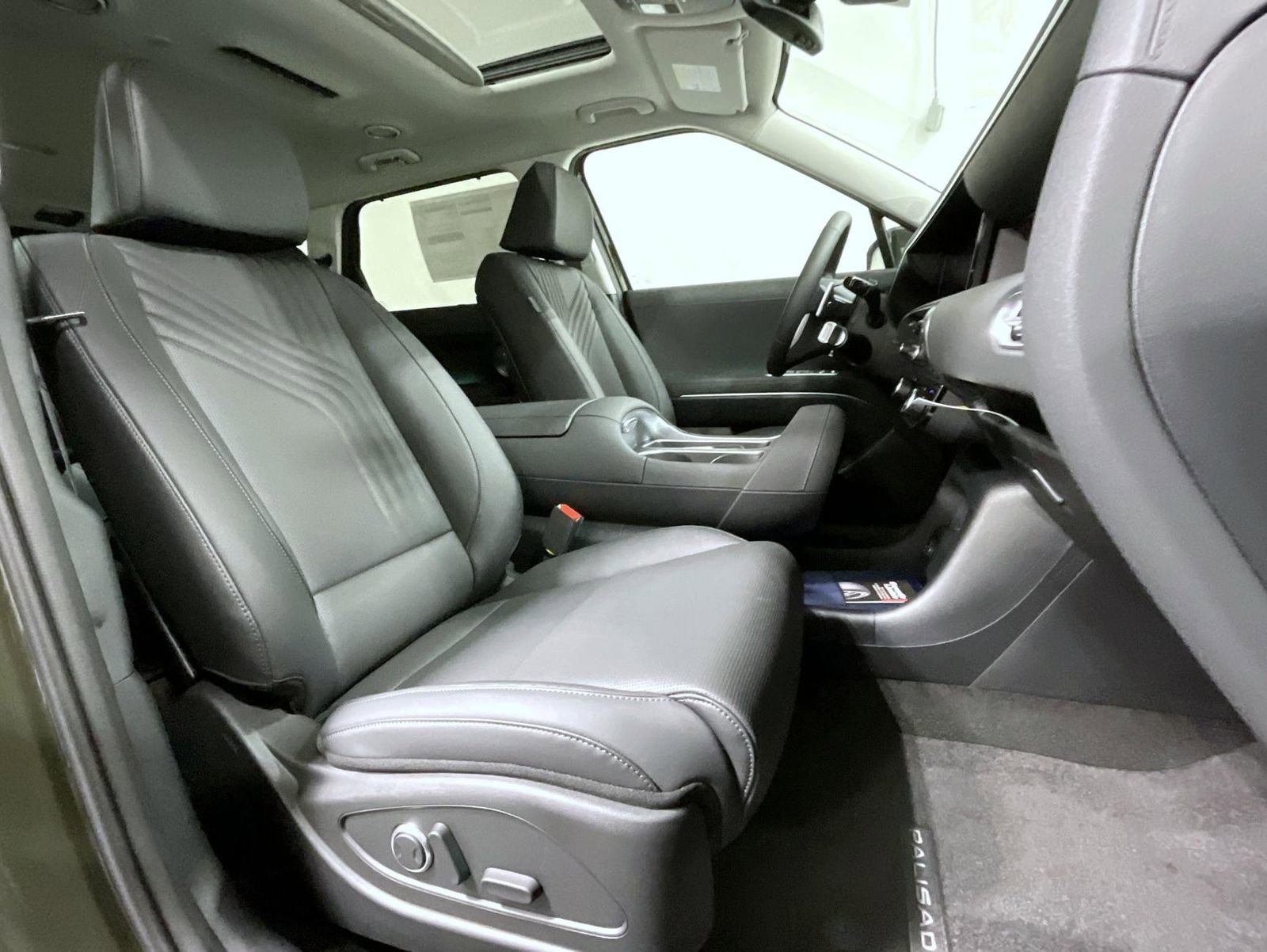 New 2026 Hyundai Palisade SEL Premium AWD/4WD image 16