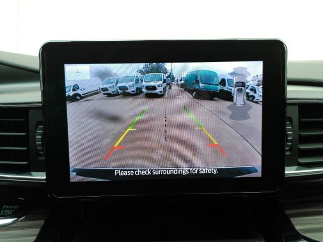 Used 2024 Ford Explorer Limited image 8