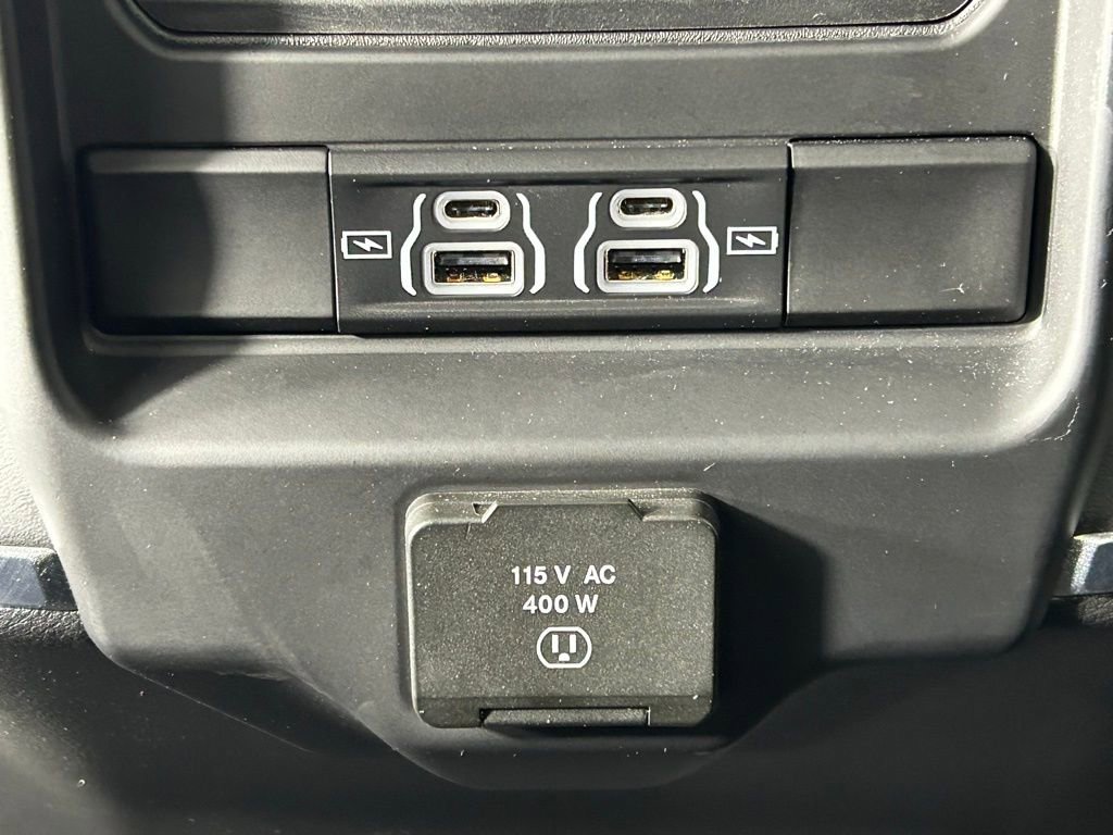 Used 2022 RAM 3500 Laramie w/ Max Tow Package image 17