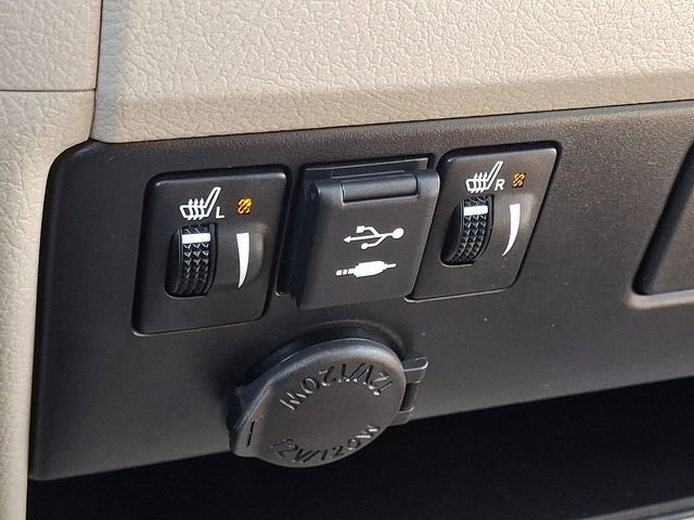 Used 2019 Toyota Sienna XLE w/ XLE Navigation Package AWD/4WD image 26