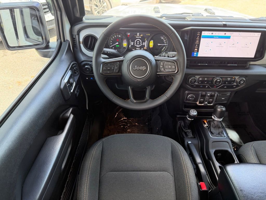 Used 2024 Jeep Wrangler Unlimited w/ Convenience Group image 16