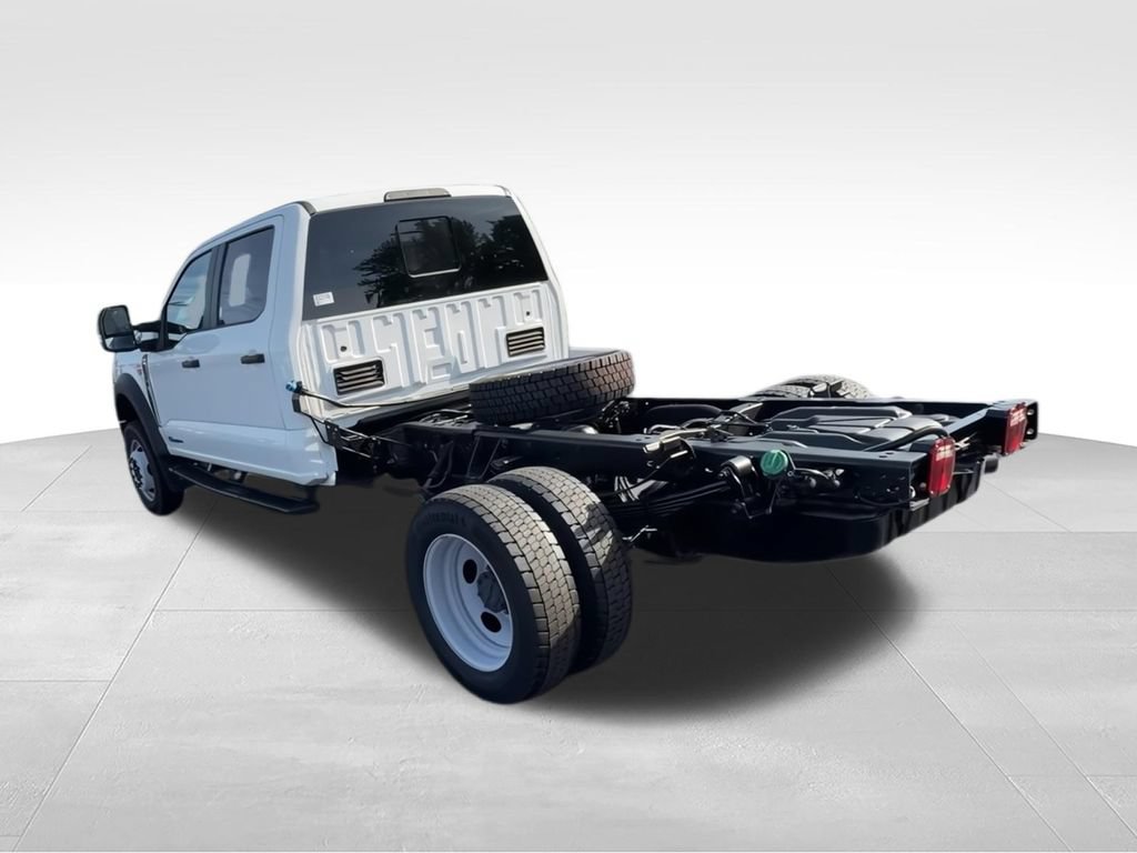 Used 2025 Ford F550 4x4 Crew Cab Super Duty image 7
