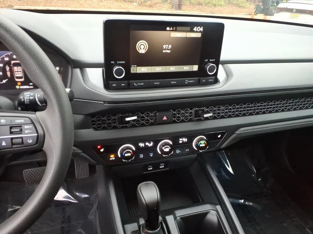 Used 2024 Honda Accord EX image 8