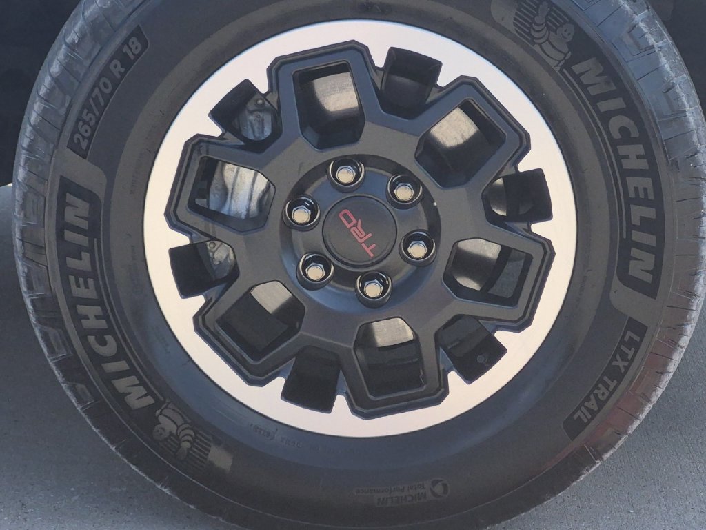 Used 2025 Toyota 4Runner TRD Off-Road AWD/4WD image 27