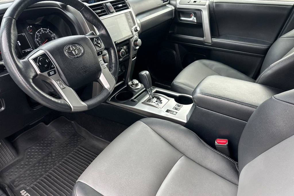 Used 2024 Toyota 4Runner SR5 Premium AWD/4WD image 10