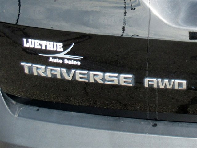 Used 2022 Chevrolet Traverse LT image 37