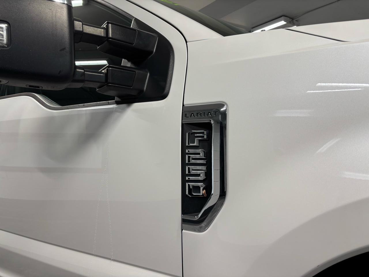 Used 2019 Ford F250 Lariat w/ Lariat Ultimate Package image 13