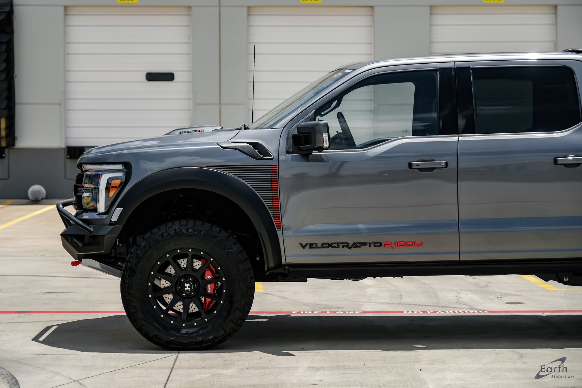 Used 2025 Ford F150 Raptor w/ Equipment Group 803A Raptor R AWD/4WD image 9