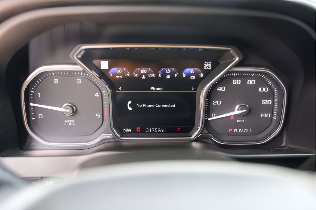 Used 2021 GMC Sierra 2500 AT4 w/ AT4 Premium Plus Package image 14