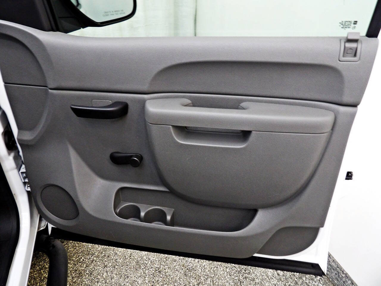 Used 2010 Chevrolet Silverado 1500 W/T RWD image 8