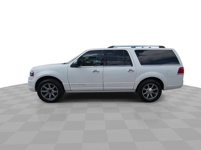 Used 2015 Lincoln Navigator L 2WD image 5
