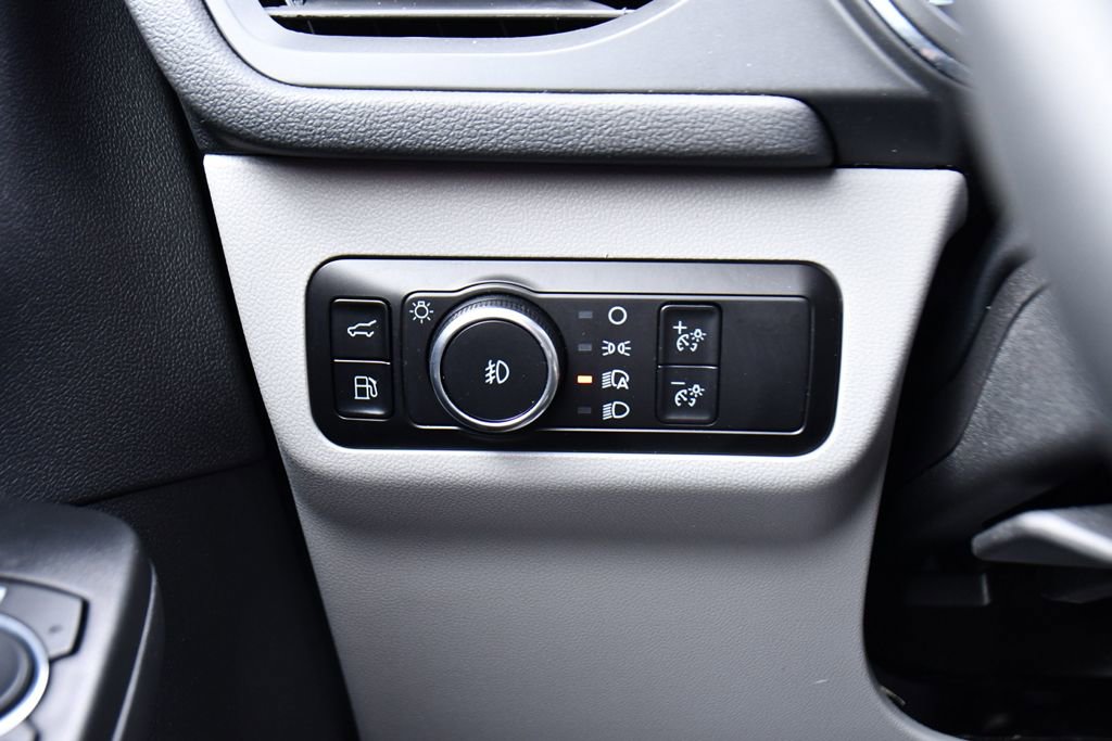 Used 2023 Ford Escape Platinum image 28