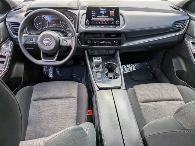 Used 2024 Nissan Rogue SV FWD image 16