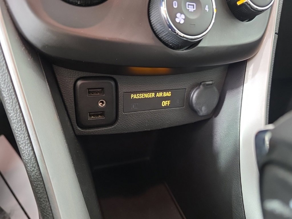 Used 2019 Chevrolet Trax LT w/ LT Convenience Package image 20