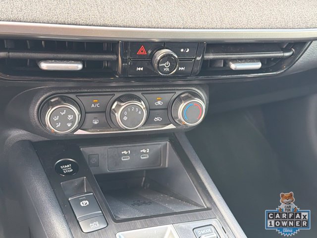 Certified 2025 Nissan Kicks SV FWD image 28