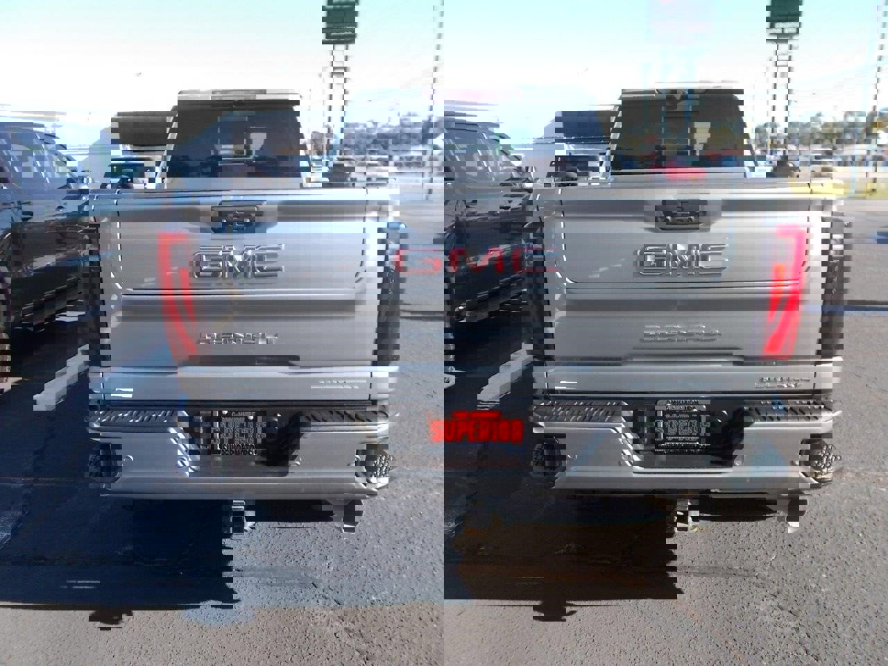 Used 2024 GMC Sierra 2500 Denali w/ Denali Reserve Package image 4