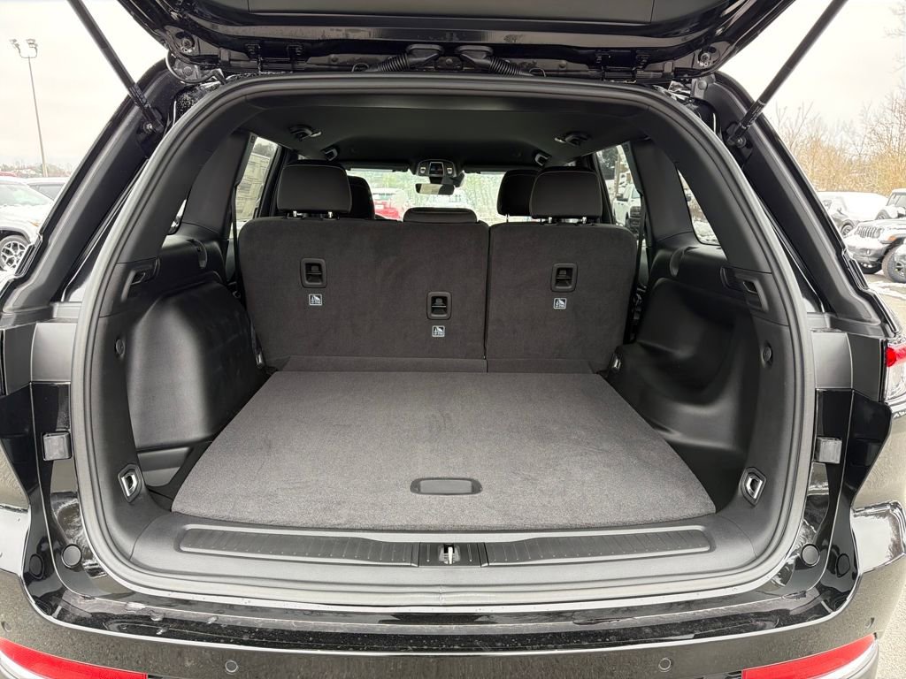 New 2025 Jeep Grand Cherokee Laredo image 22