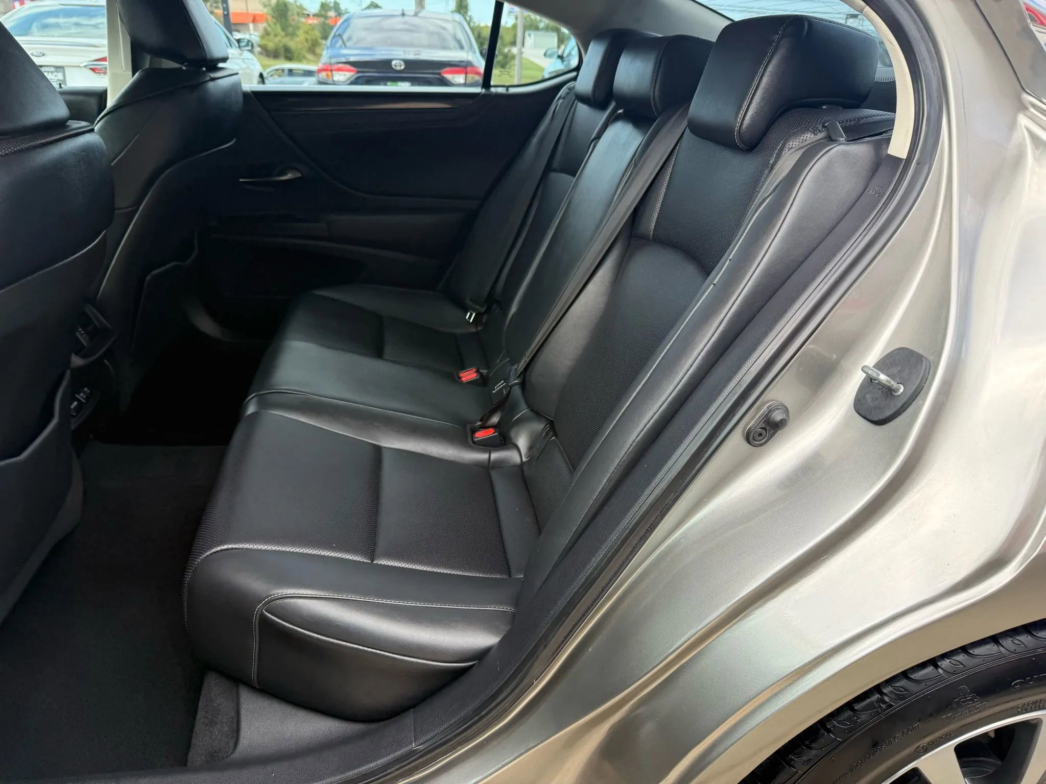 Used 2020 Lexus ES 350 F Sport image 20