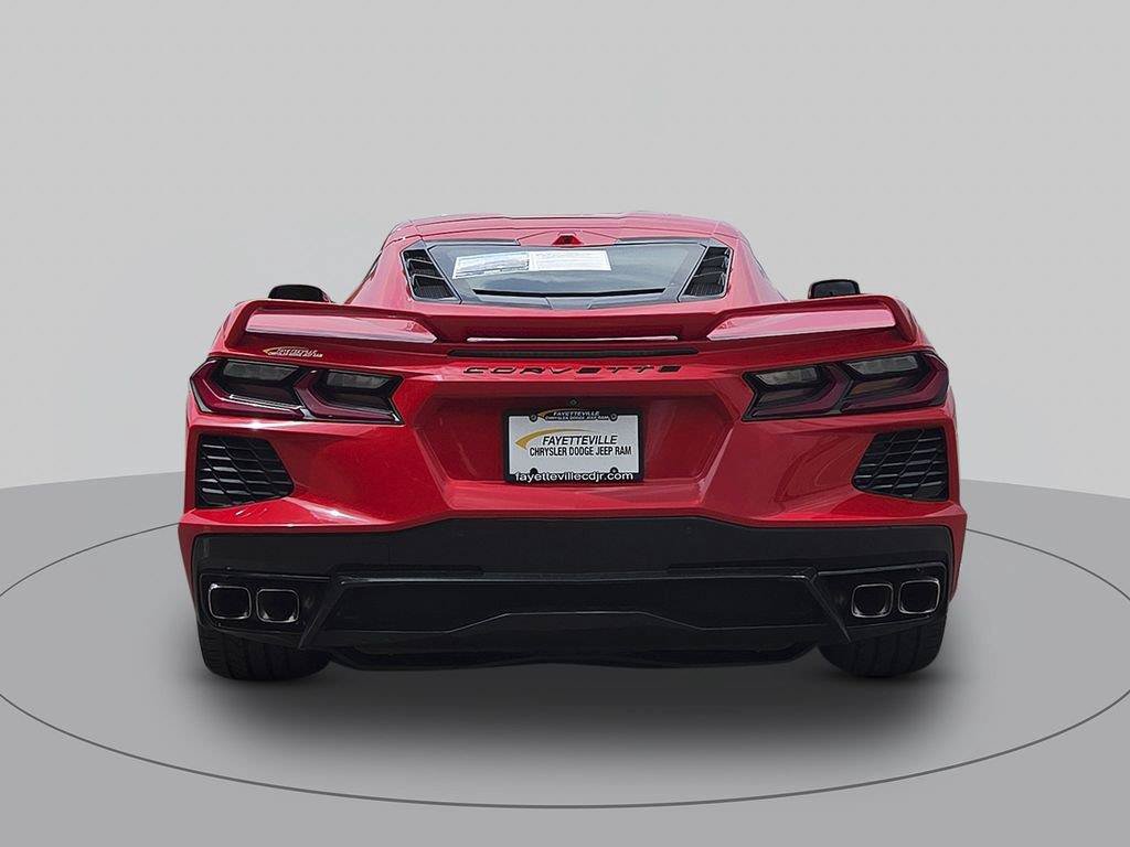 Used 2022 Chevrolet Corvette Stingray Preferred Cpe w/ Z51 Performance Package RWD image 4