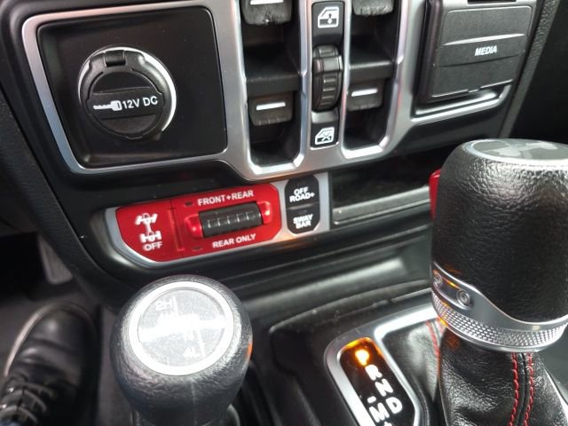 Used 2021 Jeep Wrangler Unlimited Rubicon w/ Cold Weather Group image 28