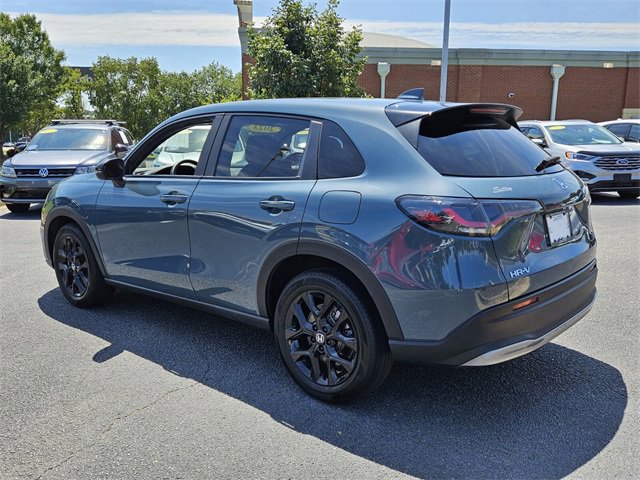 Used 2023 Honda HR-V Sport image 9