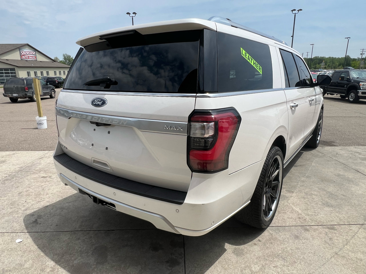 Used 2019 Ford Expedition Max Platinum image 5