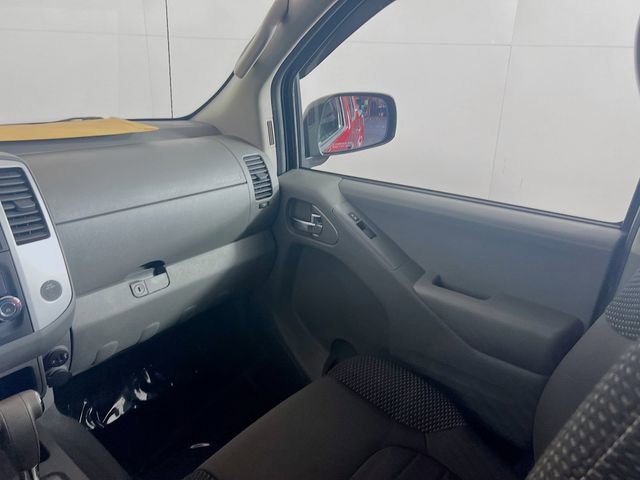 Used 2019 Nissan Frontier Desert Runner RWD image 21