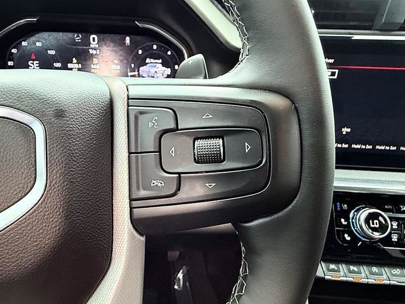 Used 2025 GMC Sierra 1500 Denali w/ Technology Package AWD/4WD image 42