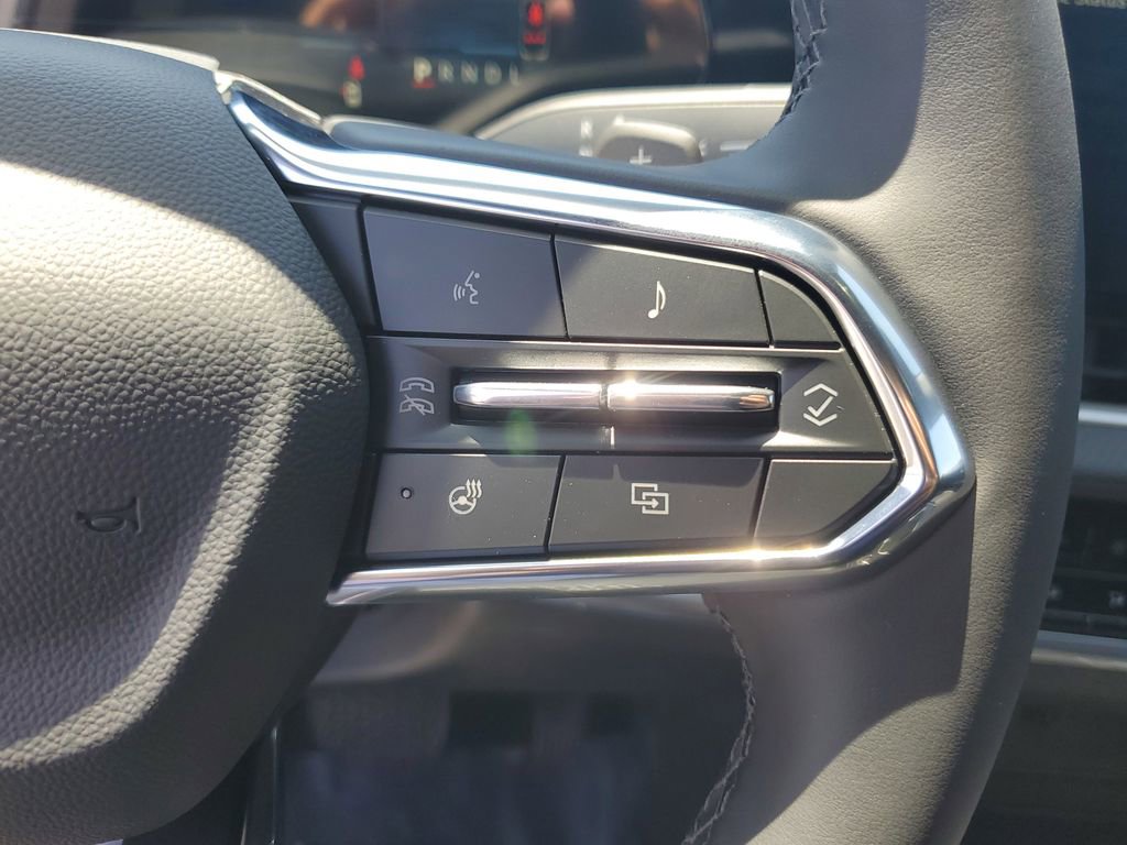 New 2026 Chevrolet Equinox LT w/ Convenience Package II FWD image 32